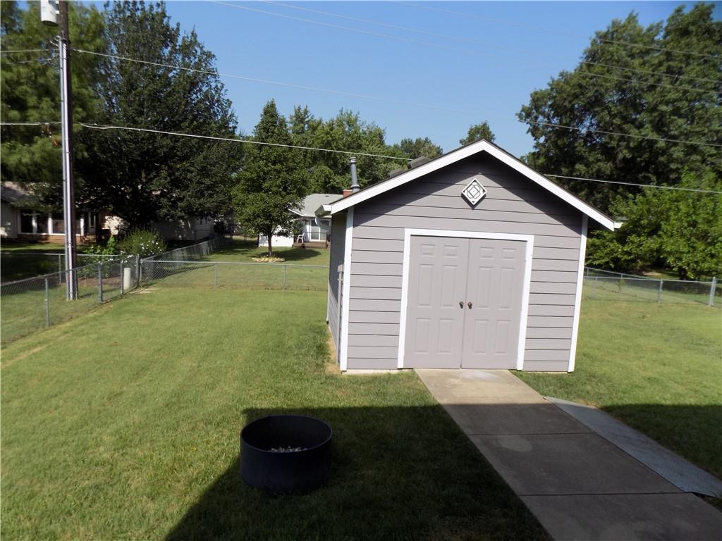 1548 S Elm Street