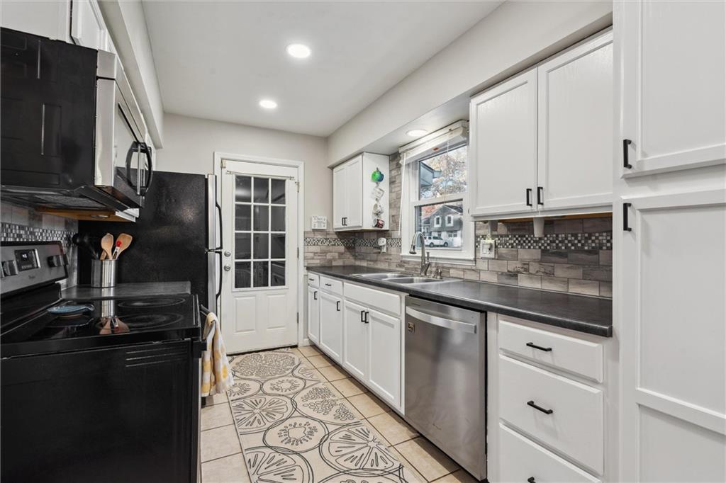 823 Pleasant Drive
