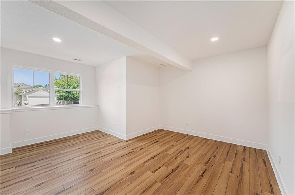 4201 N 110th Terrace