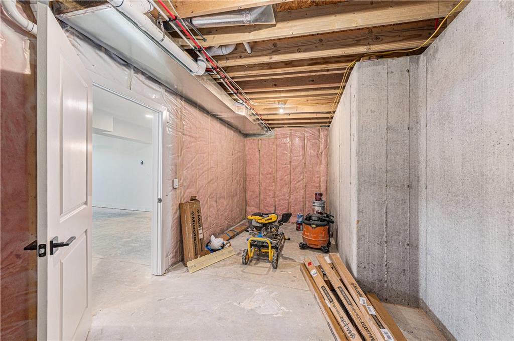 4201 N 110th Terrace