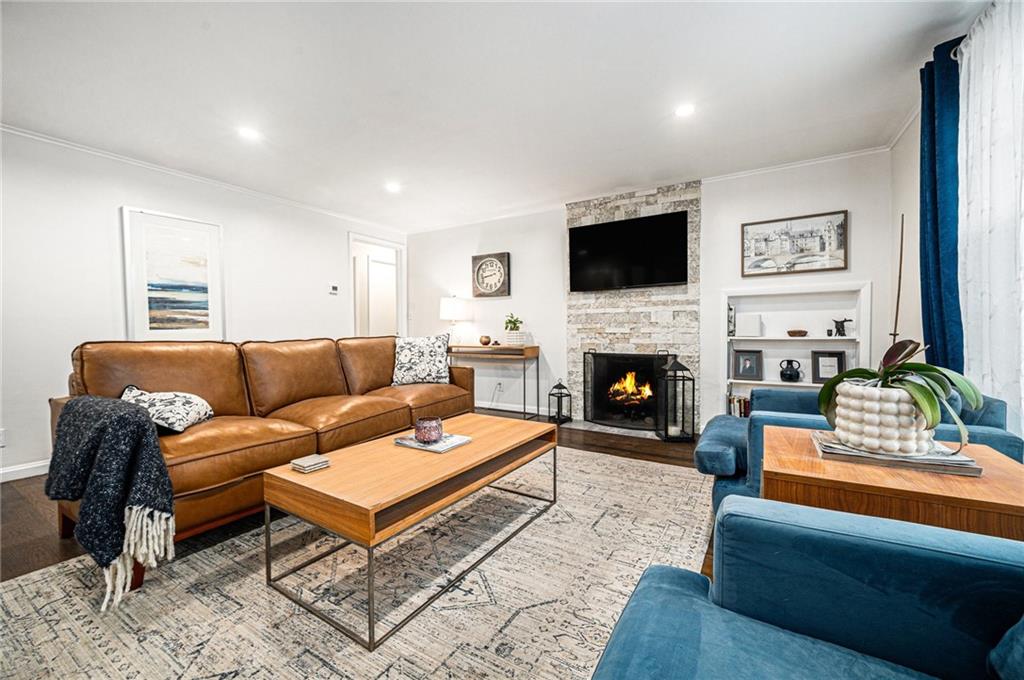 4605 W 76th Street