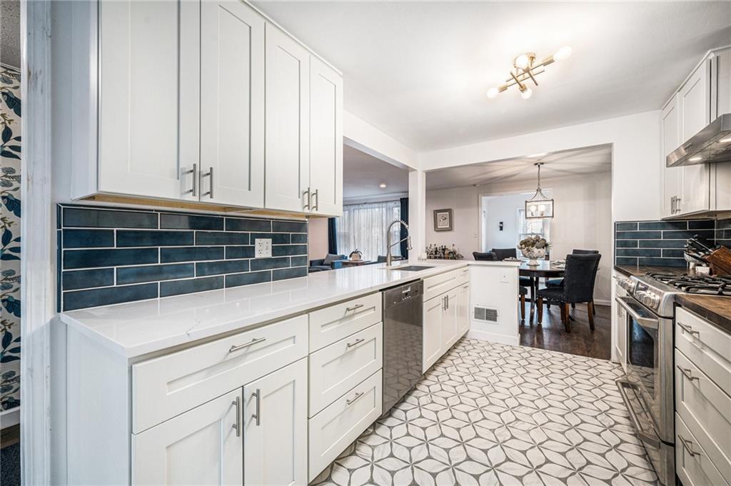 4605 W 76th Street