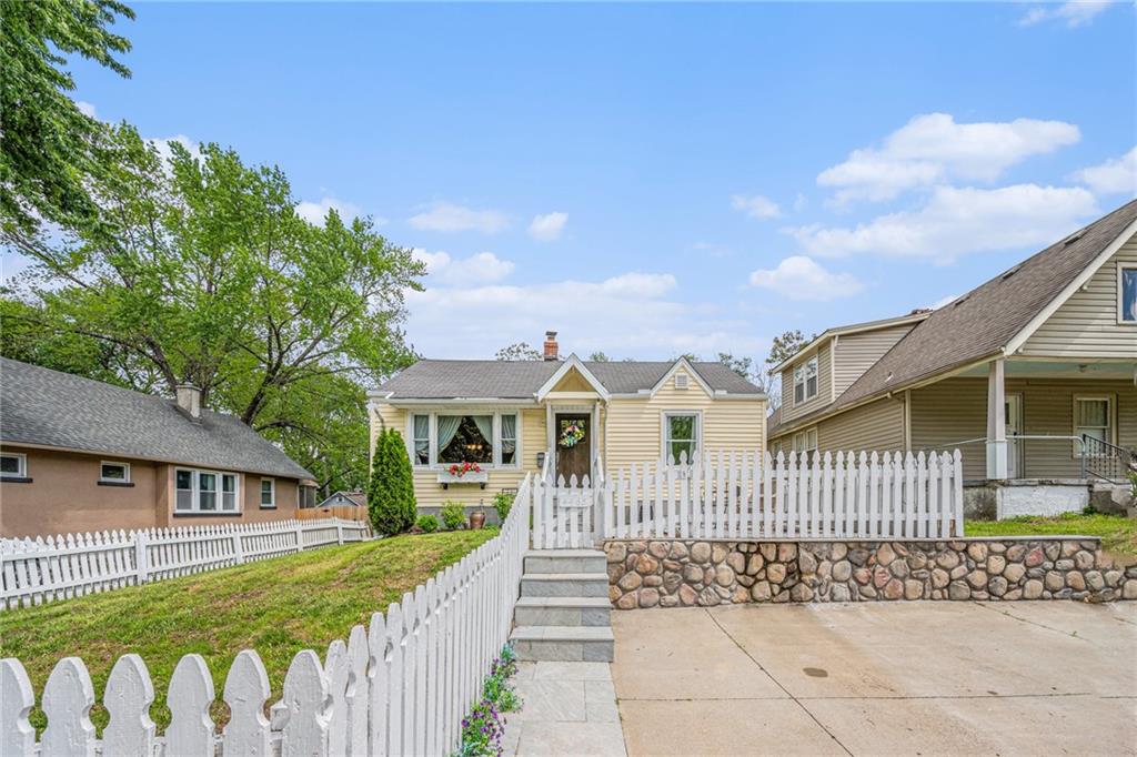 4465 Booth Street