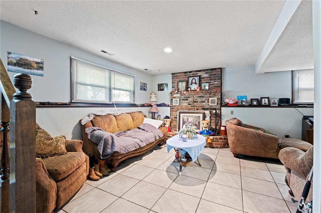 1965 E Sleepy Hollow Drive