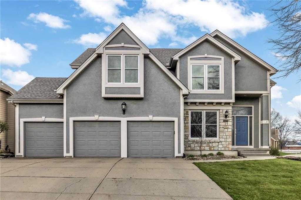 1327 Huntington Drive