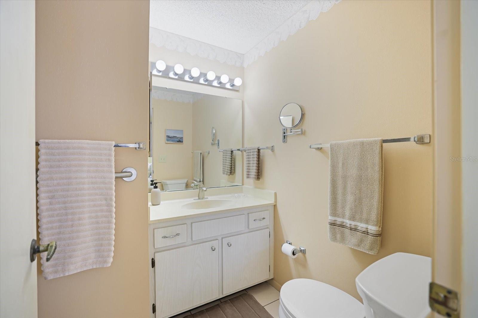 4438 NARRAGANSET TRL #98A