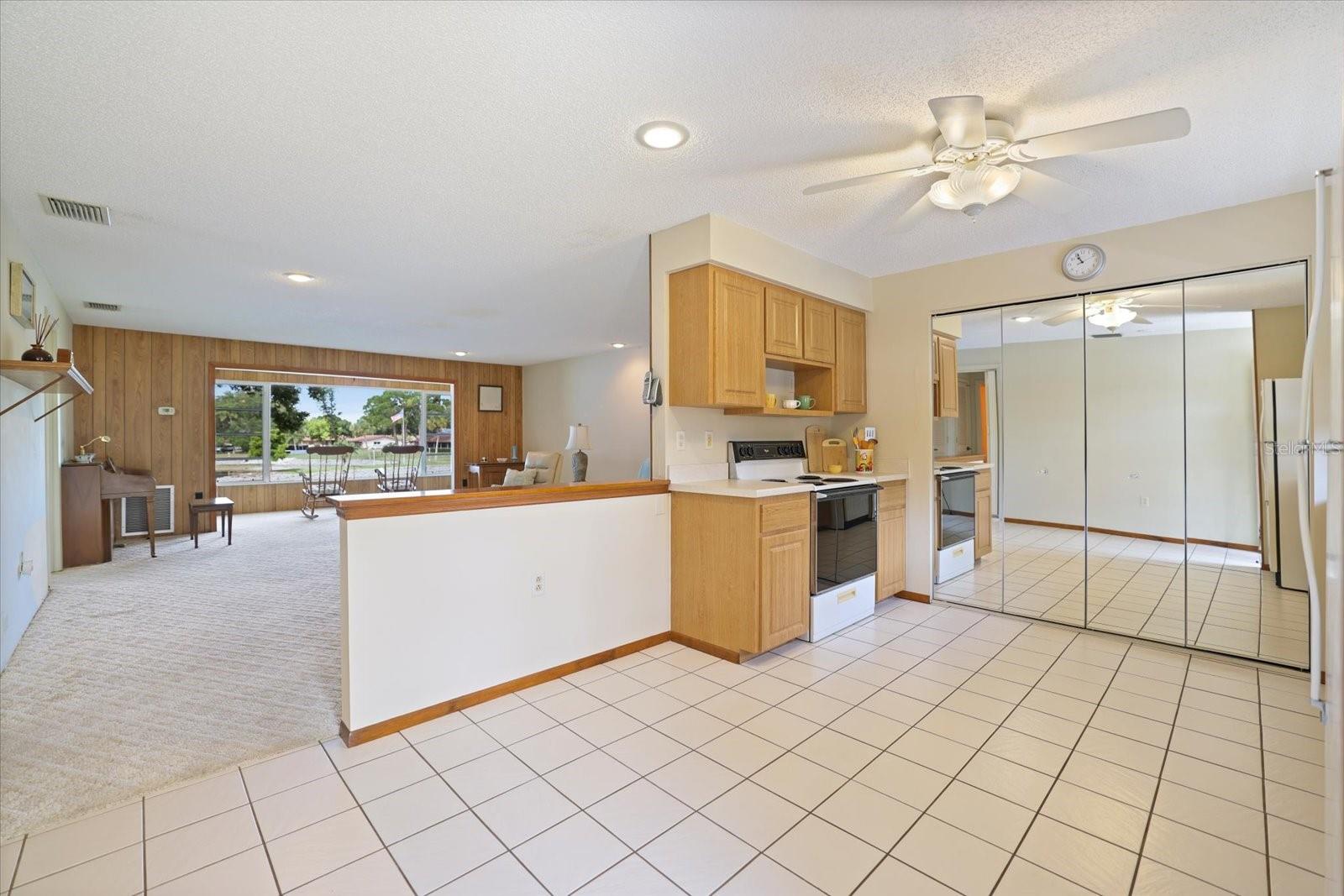4438 NARRAGANSET TRL #98A