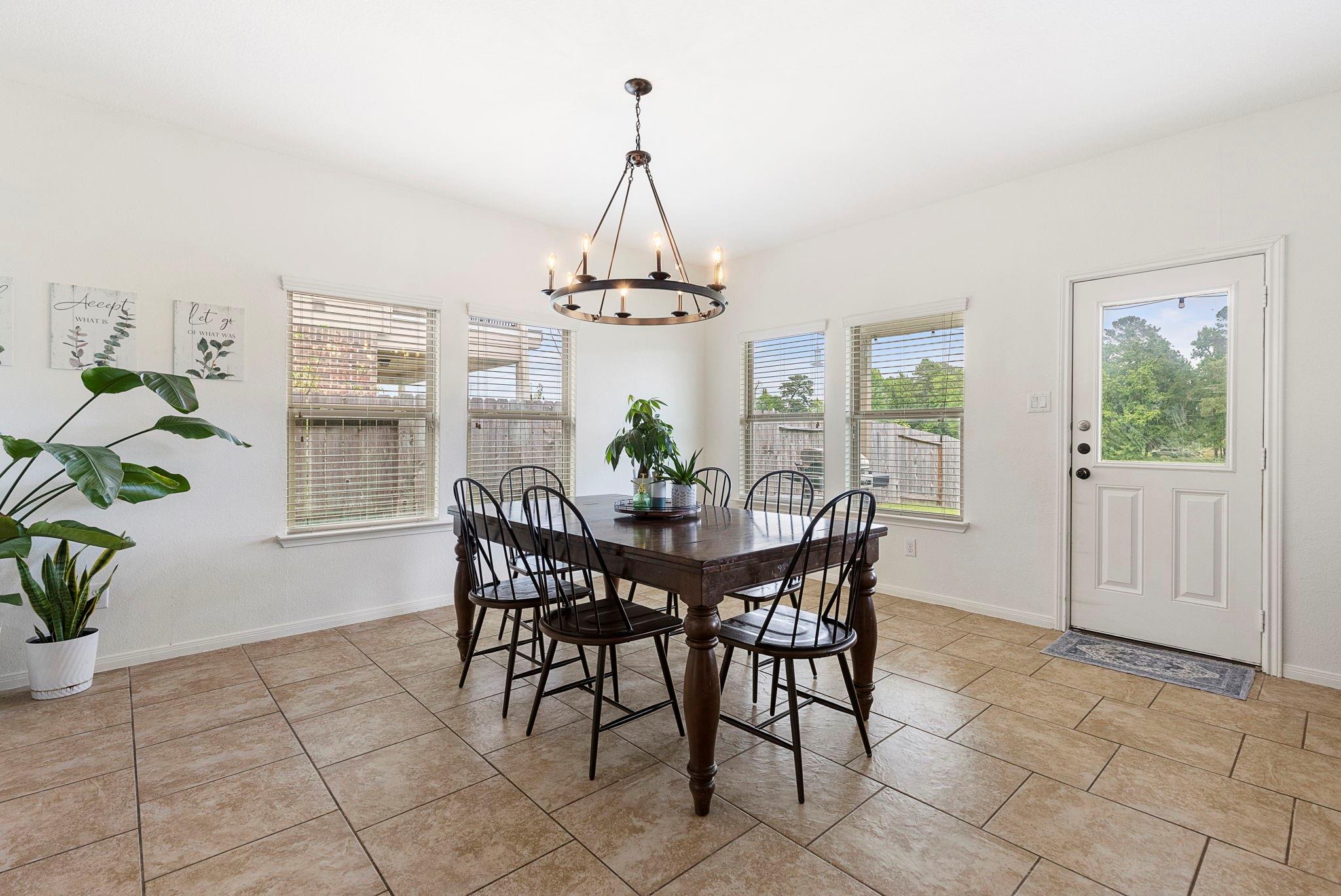 22810 Dale River Road