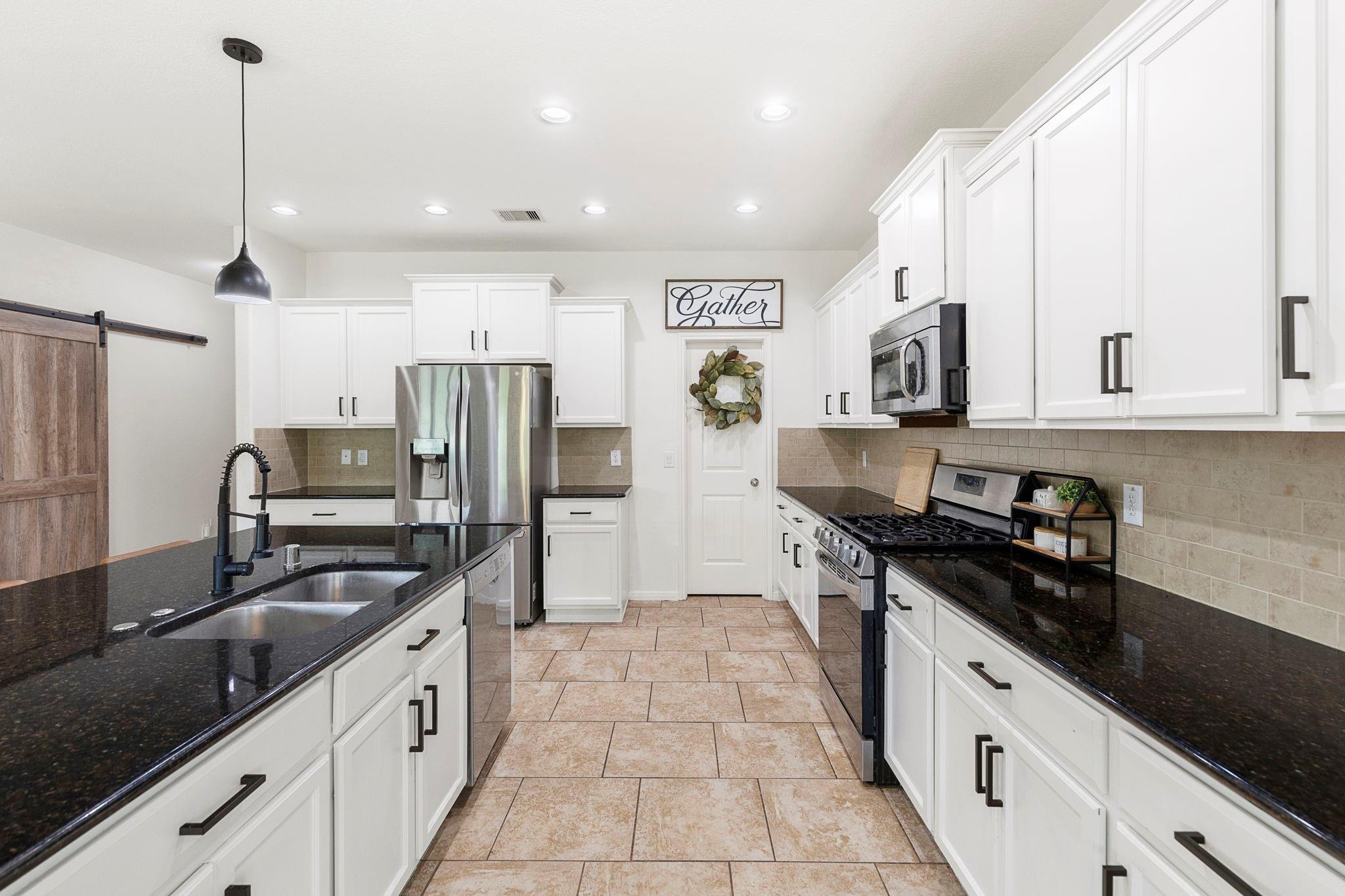 22810 Dale River Road