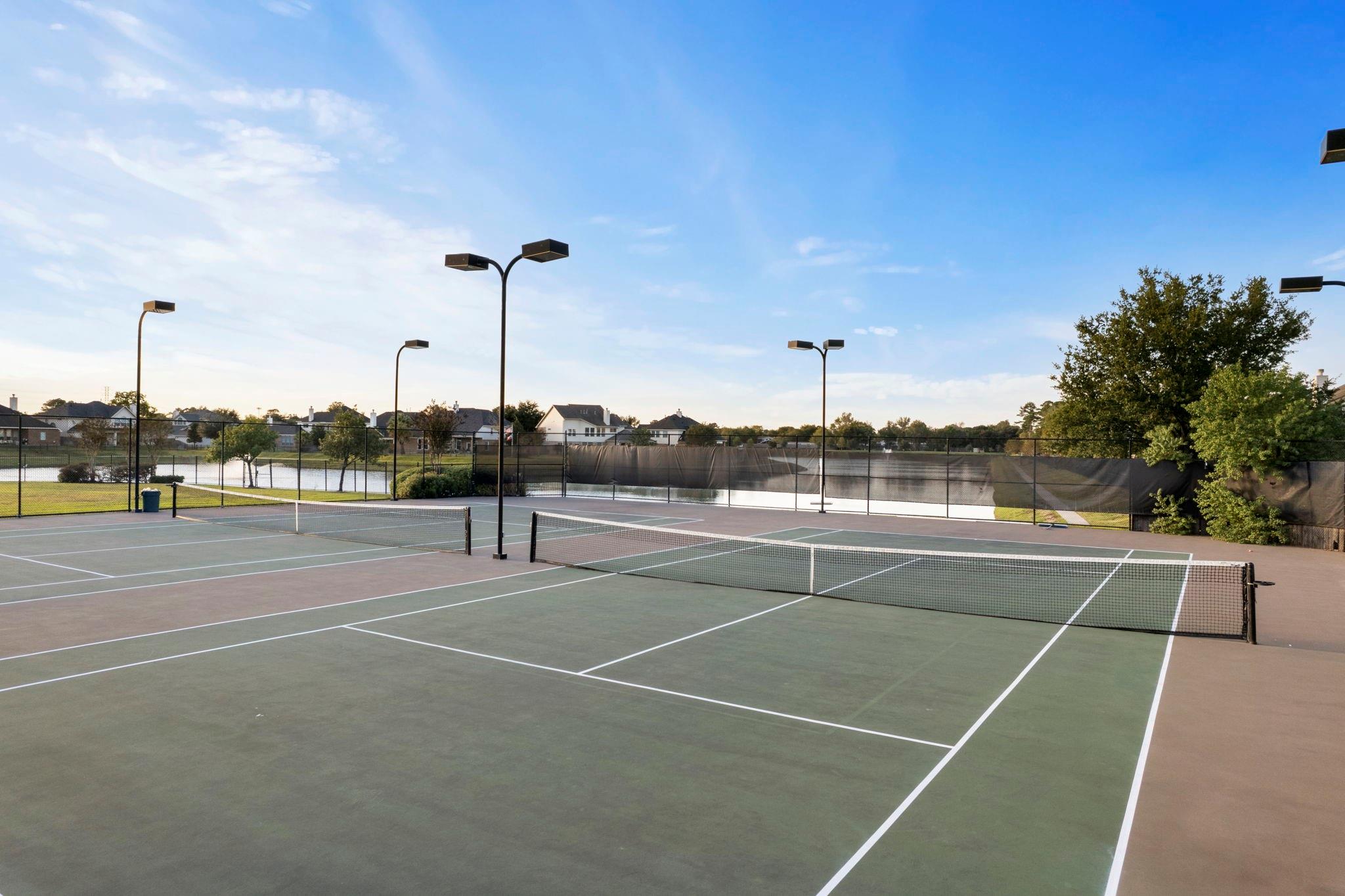 4318 Countrycrossing Drive