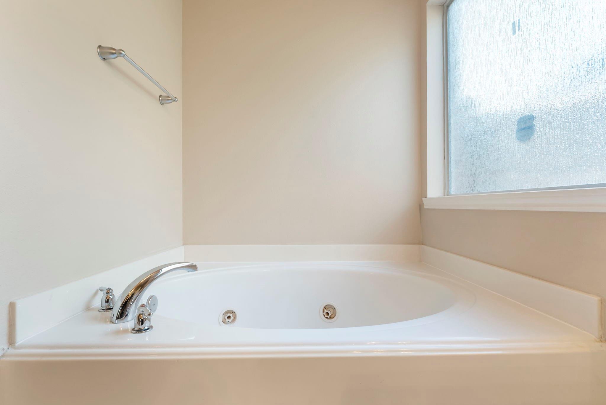 4318 Countrycrossing Drive