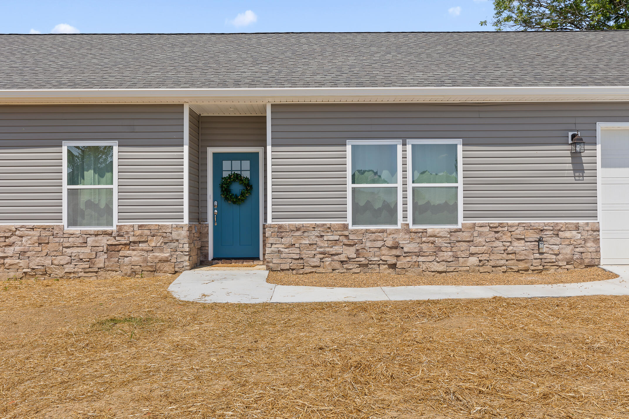 141 Aviation Drive