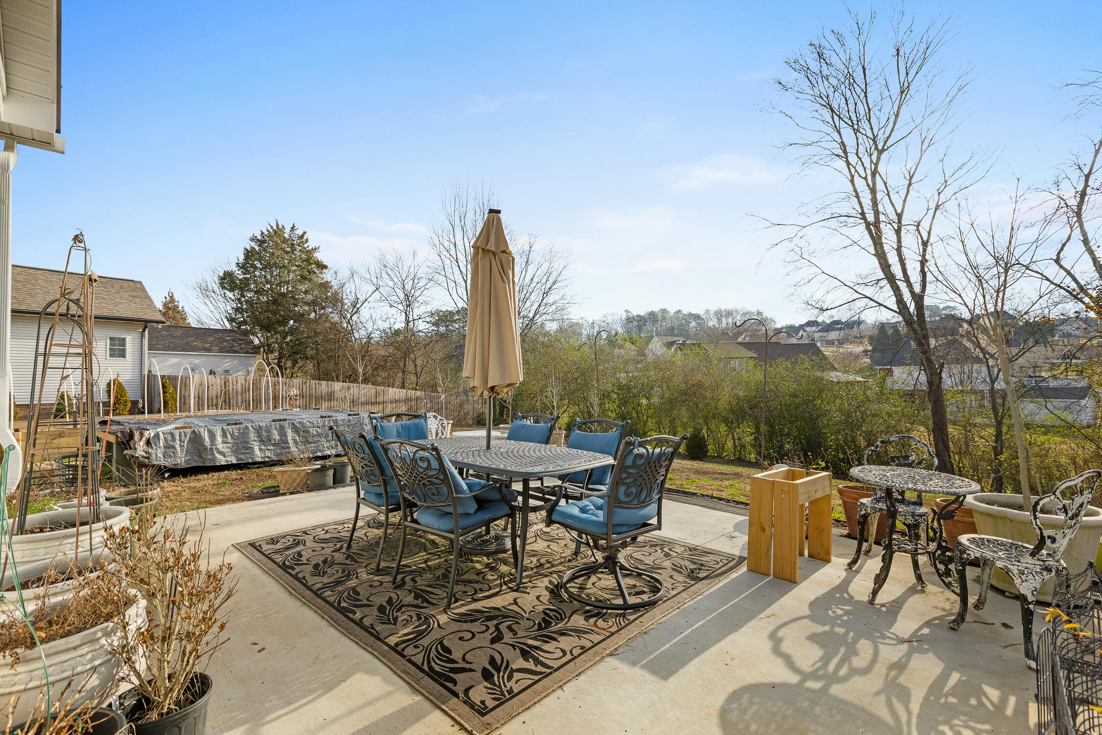 141 NE Peppertree Drive