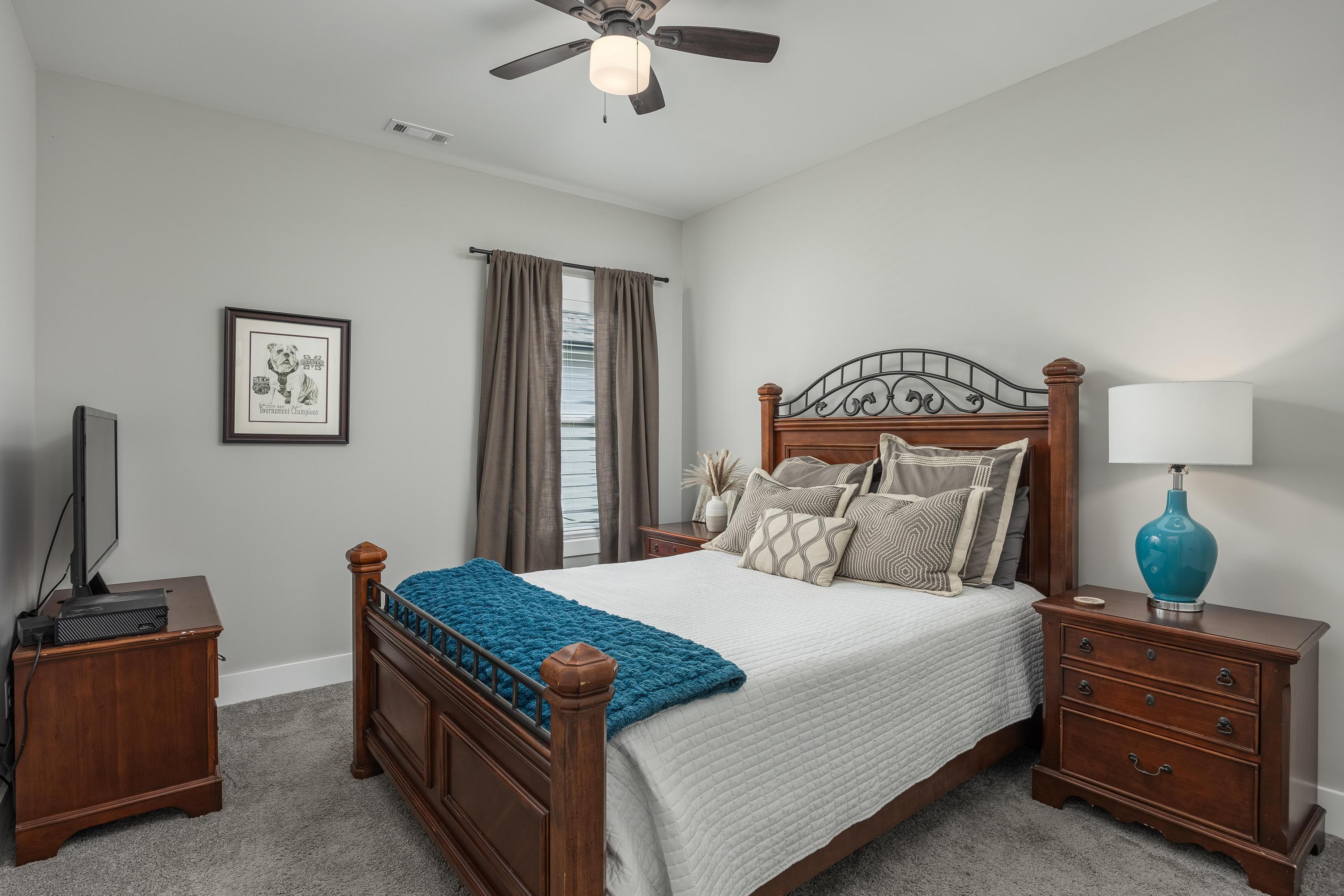 102 Country Cove Drive