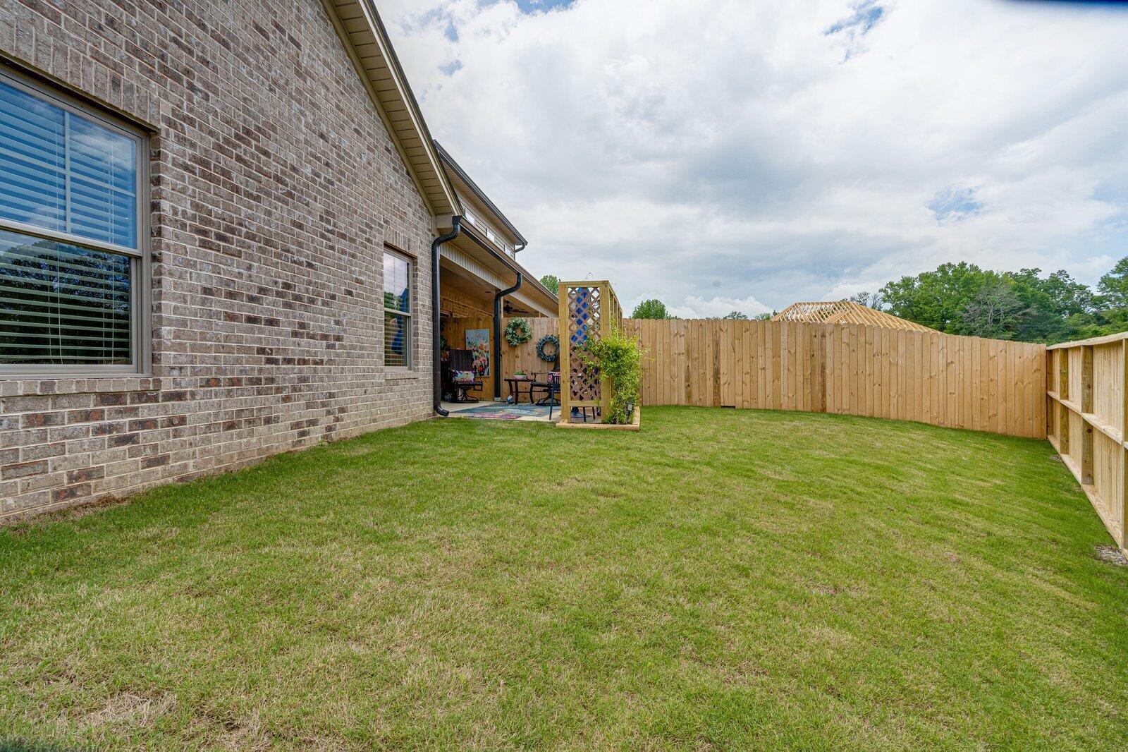3015 Parkstone Point, N W