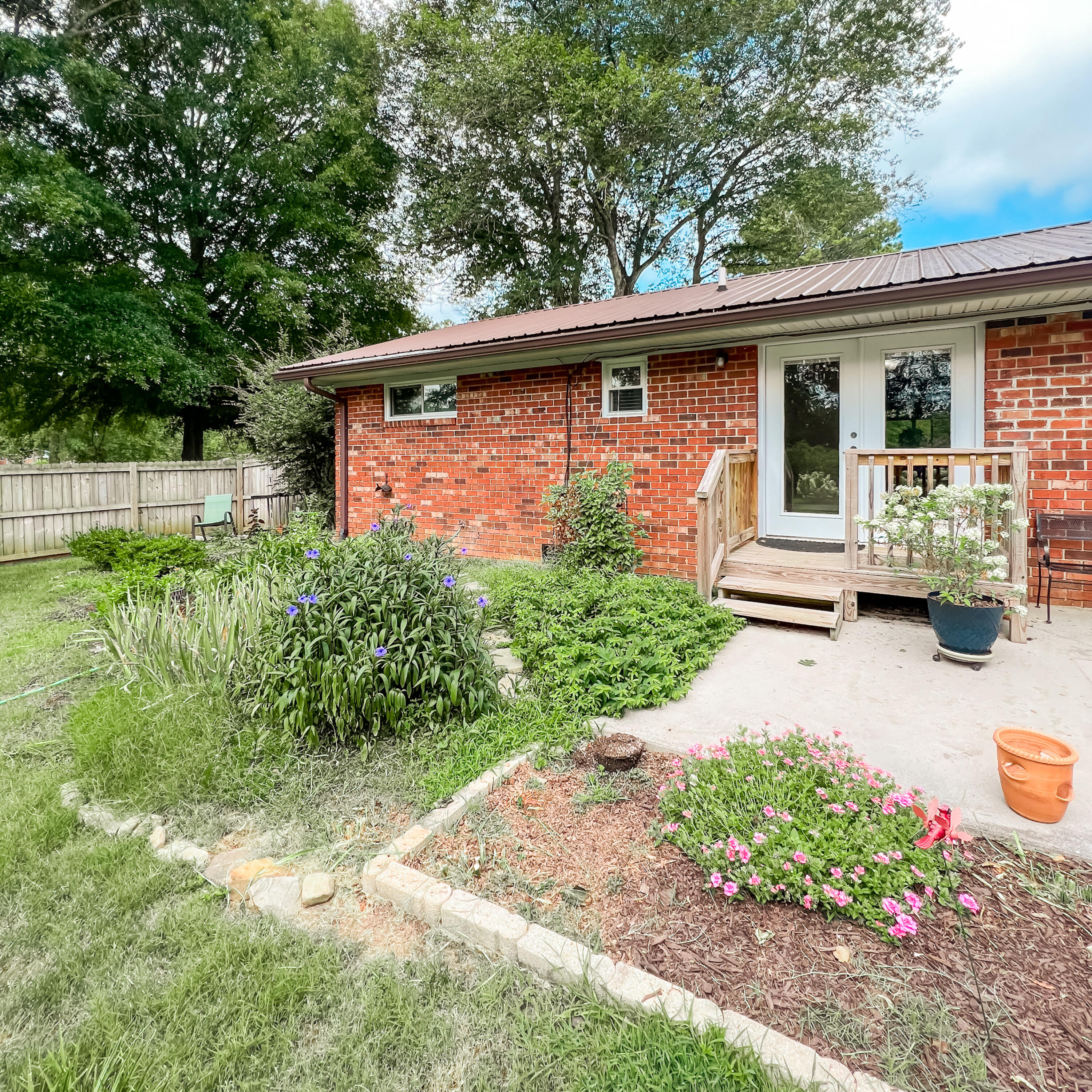 147 Jordan Circle