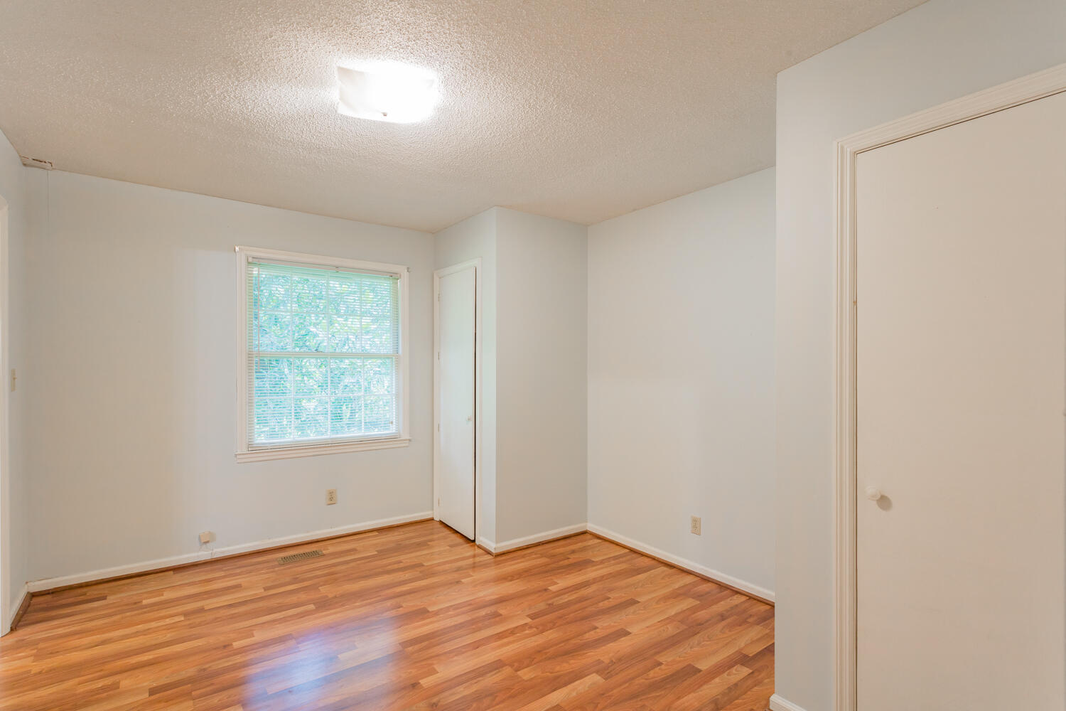304 Dogwood Circle, LaFayette