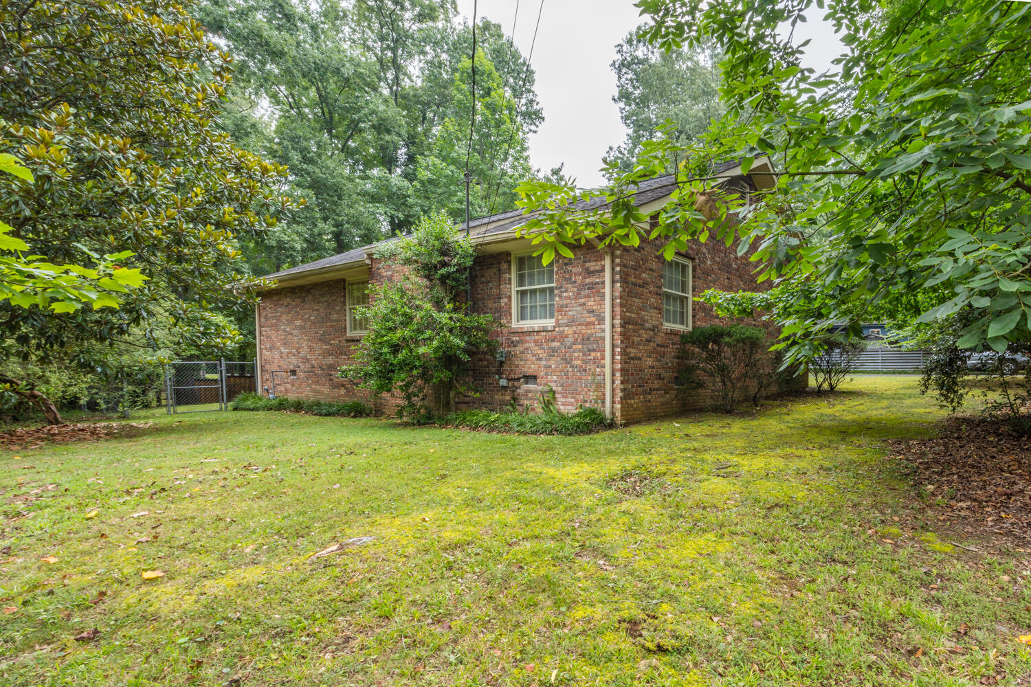 304 Dogwood Circle, LaFayette