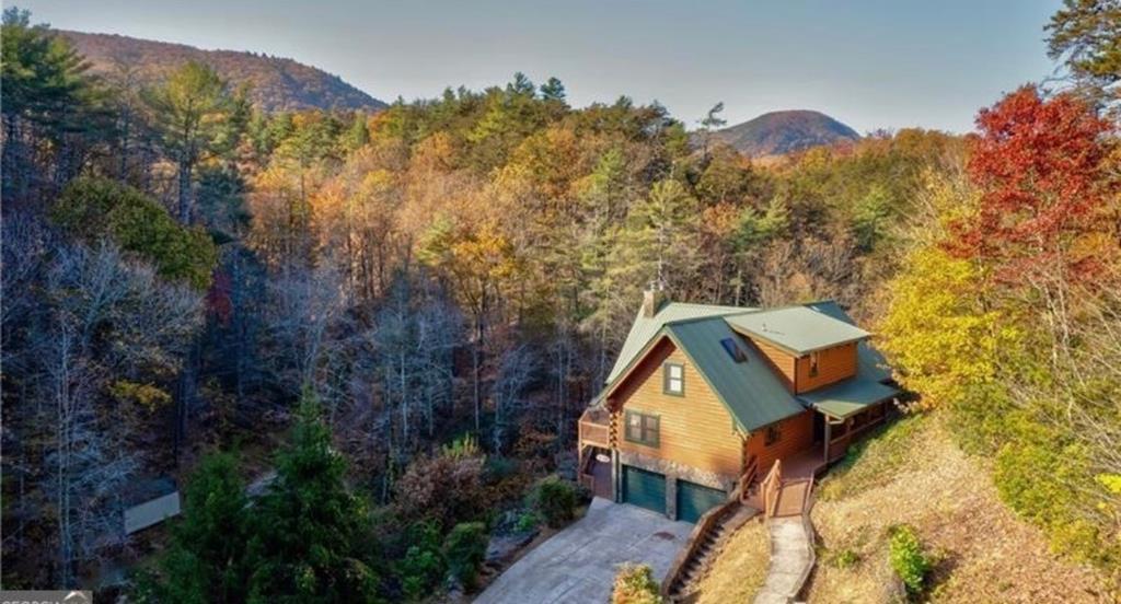 3183 Emery Creek Road