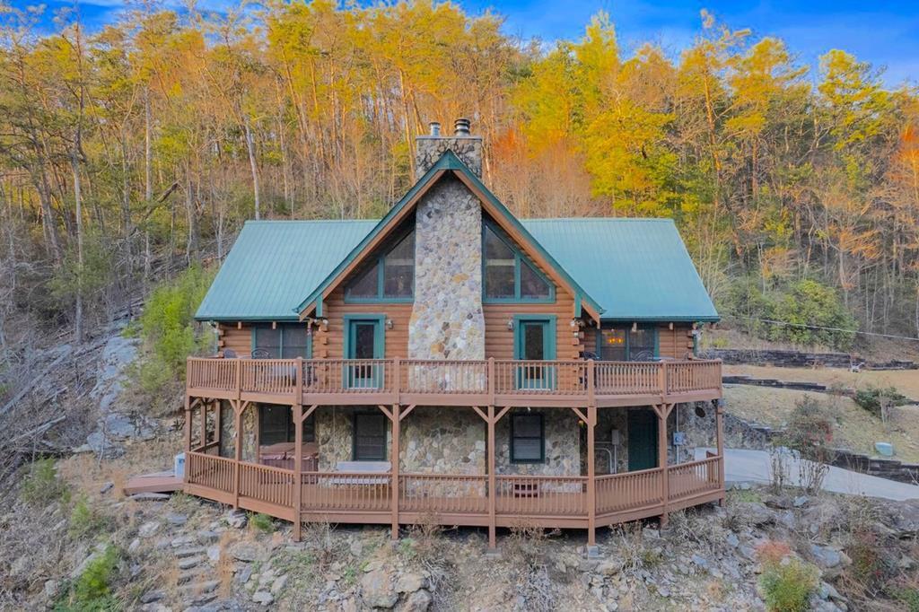 3183 Emery Creek Road