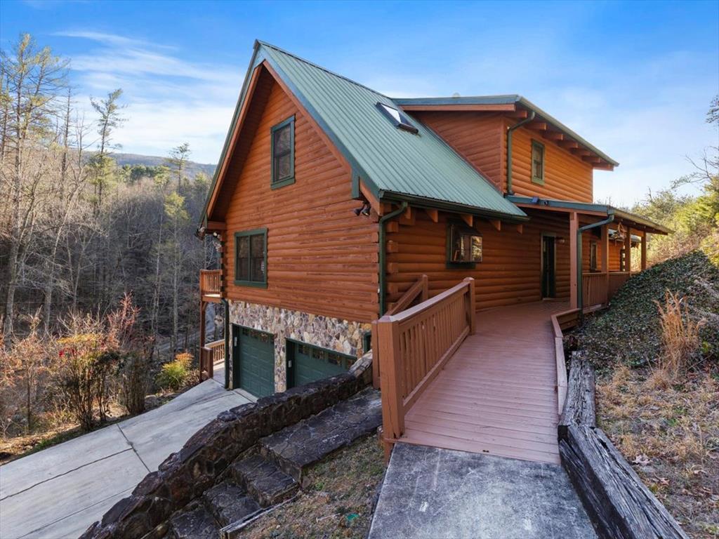 3183 Emery Creek Road