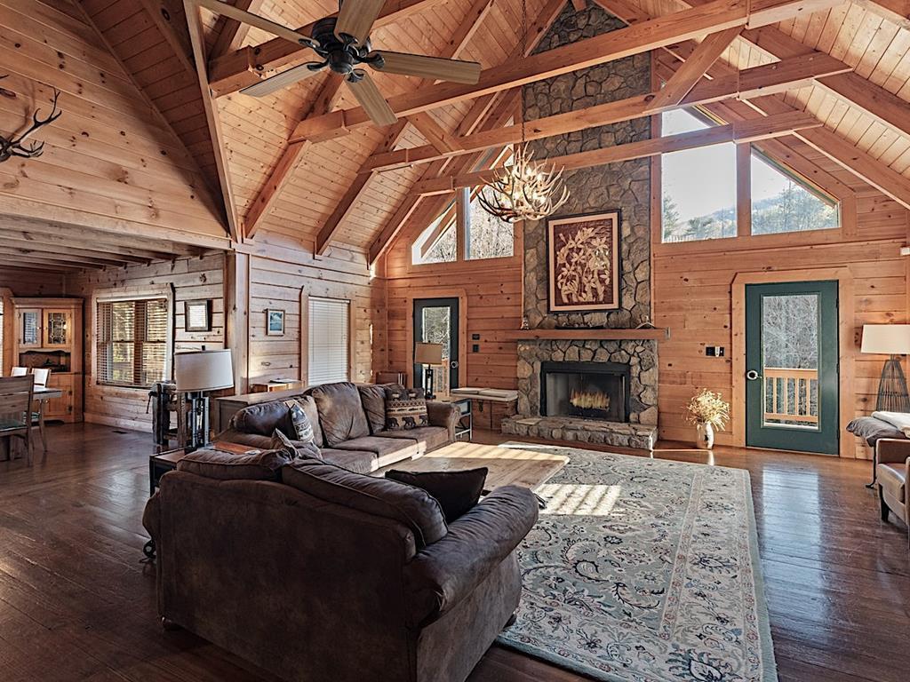 3183 Emery Creek Road