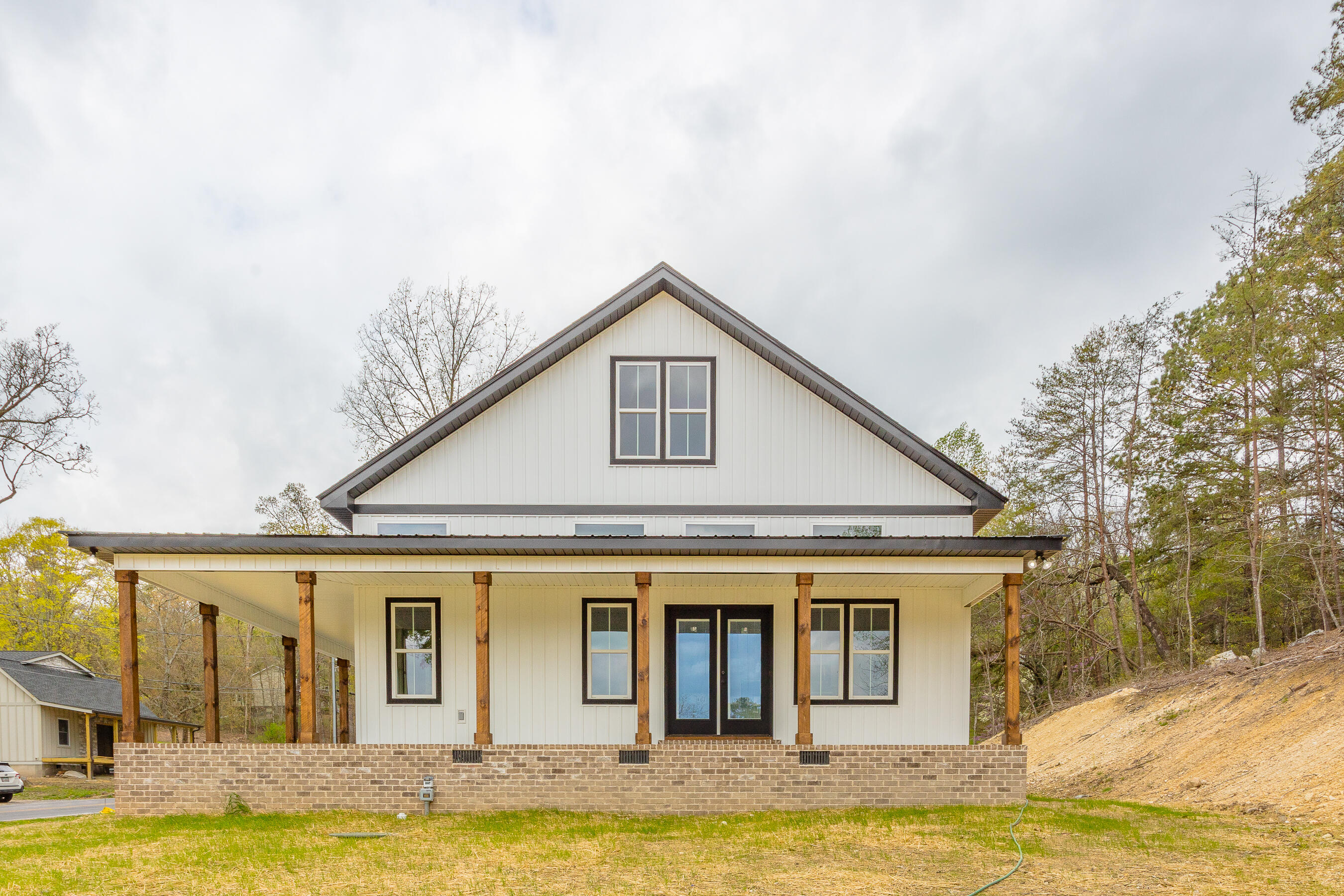 376 Wolfe Street
