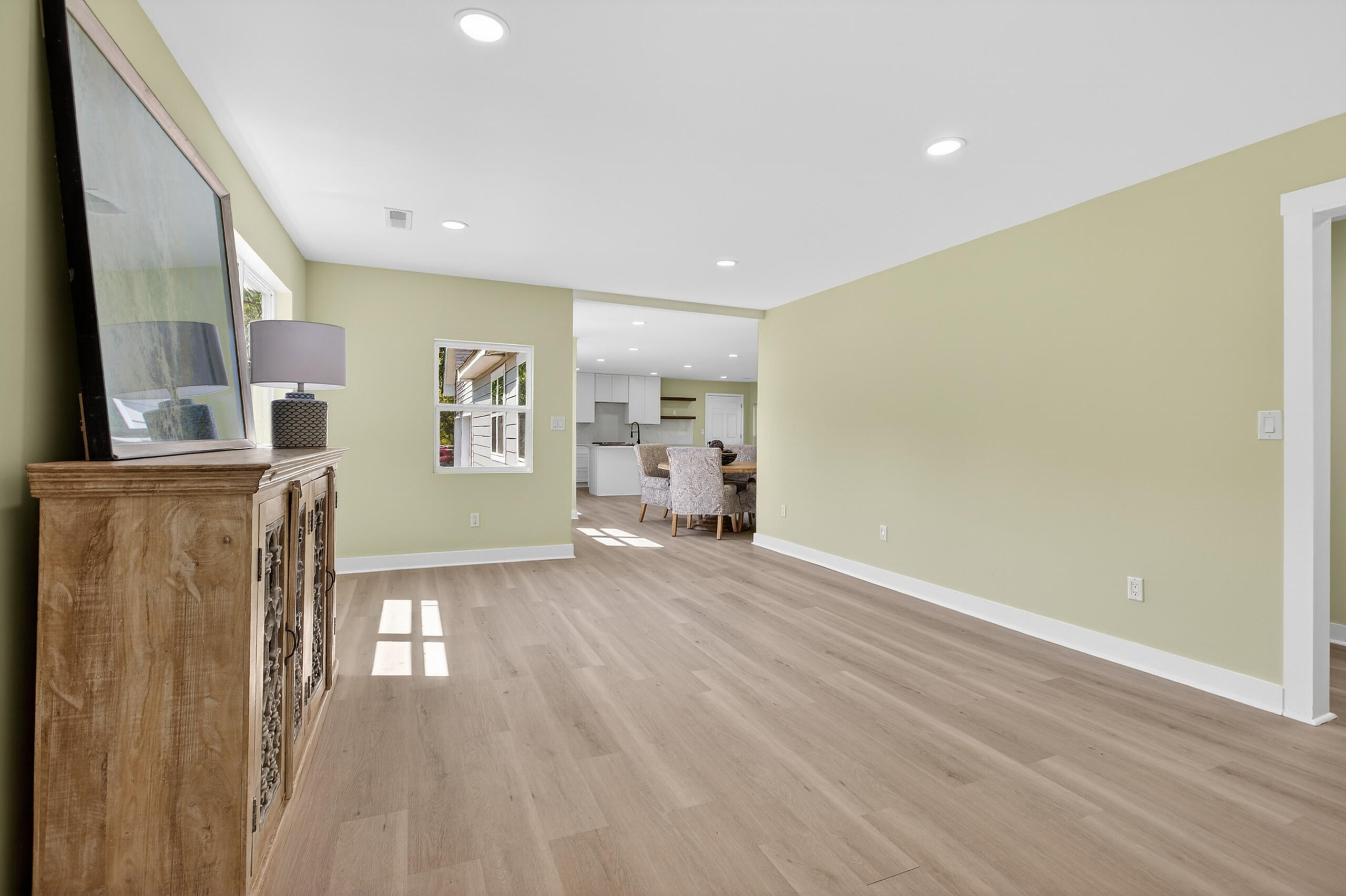 11119 London Lane