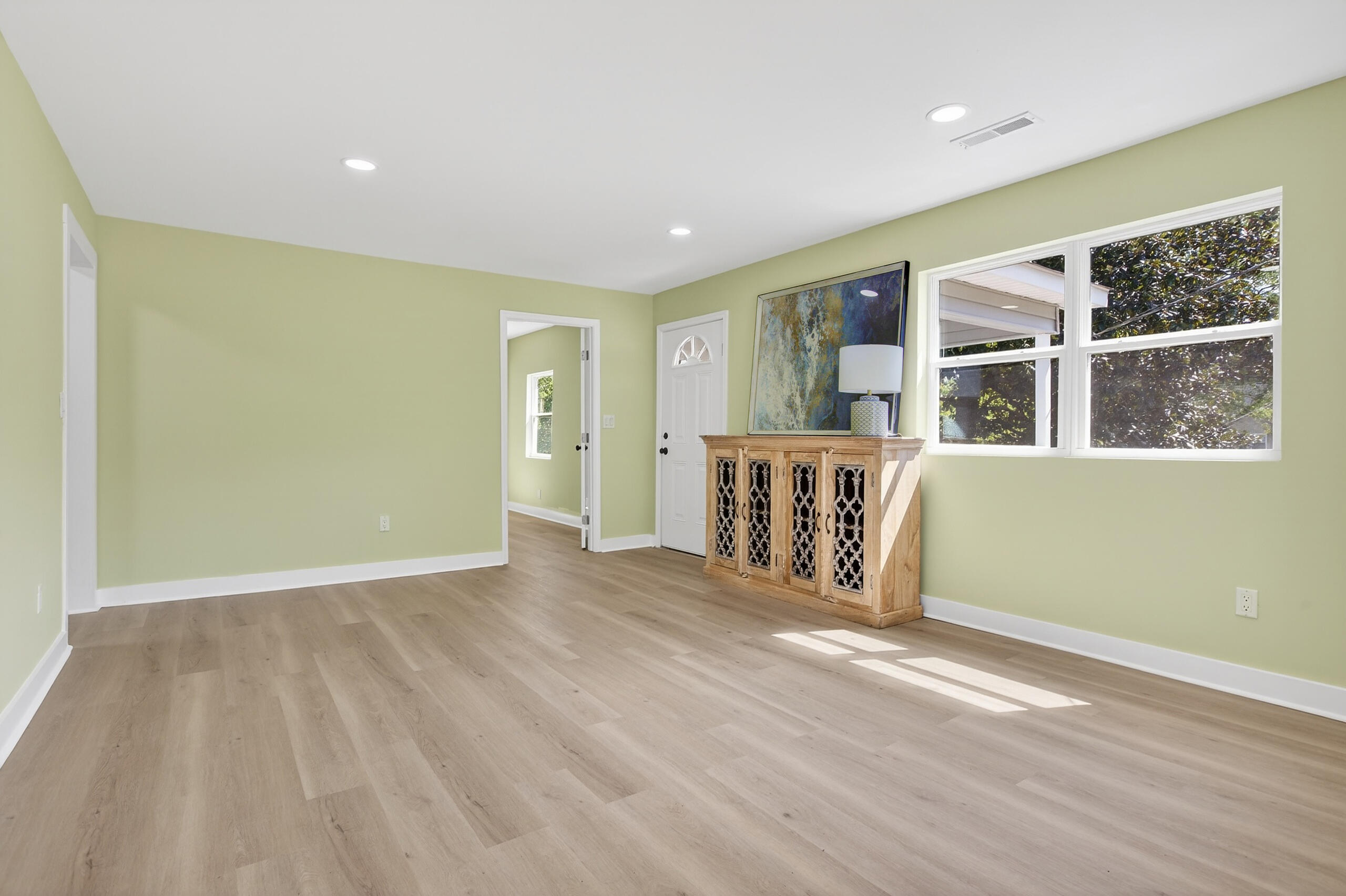 11119 London Lane