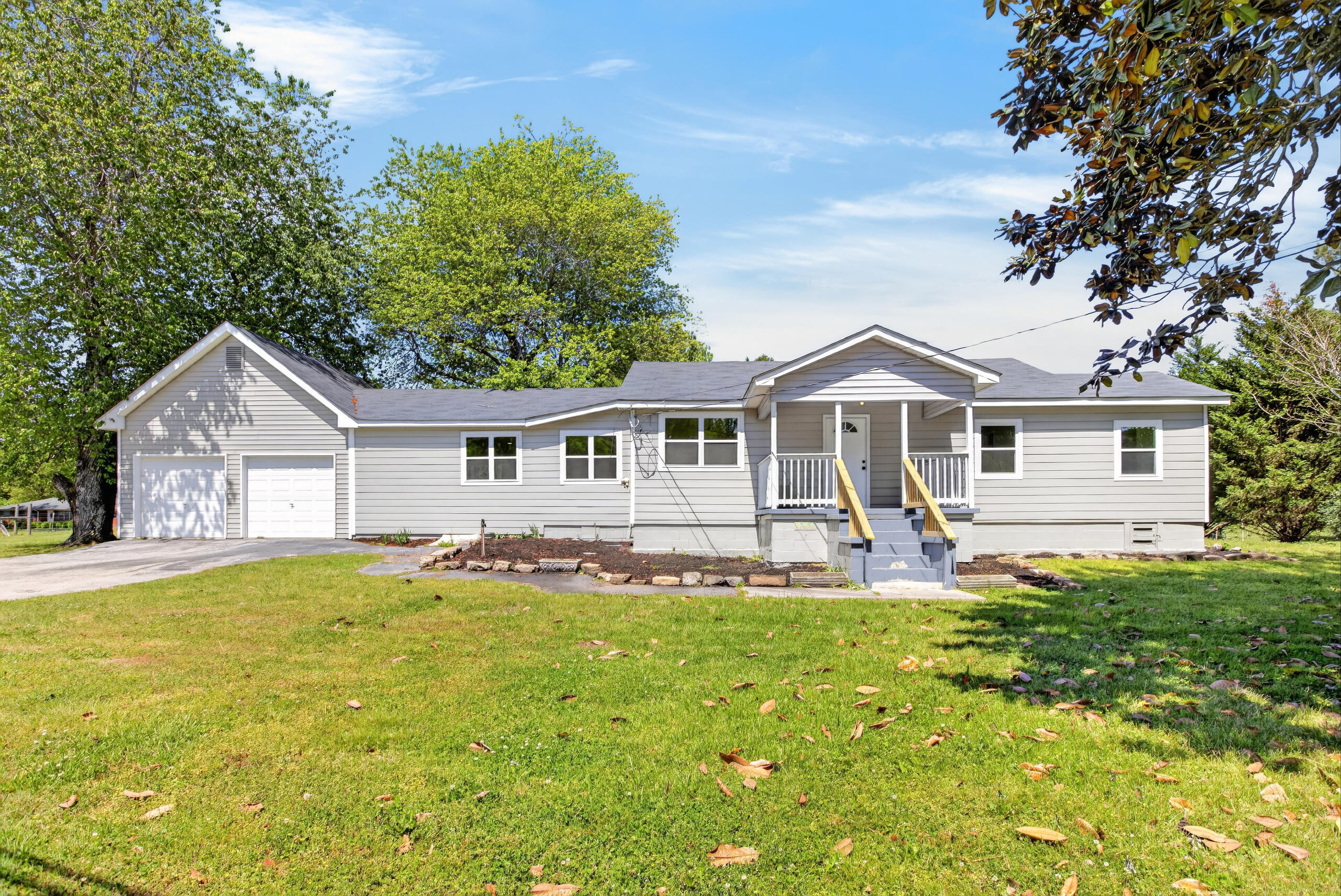 11119 London Lane