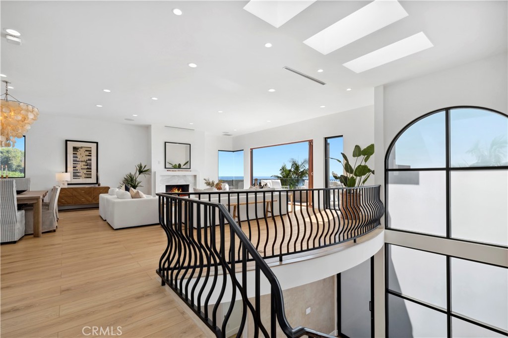 163 Nyes Place