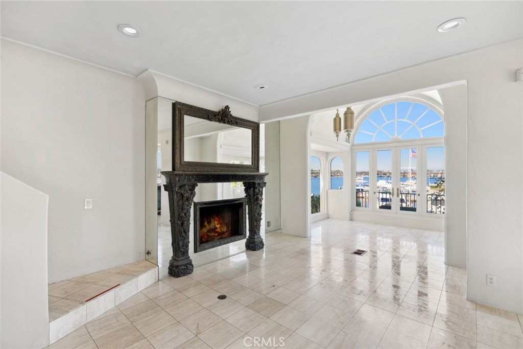 501 W Edgewater Avenue