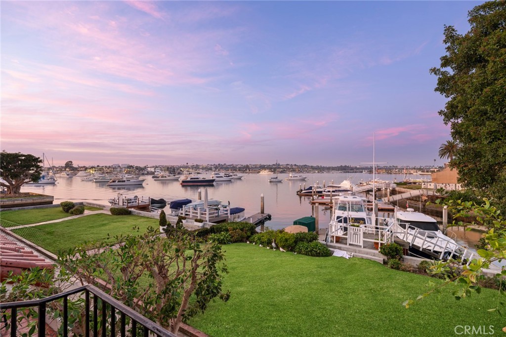 501 W Edgewater Avenue