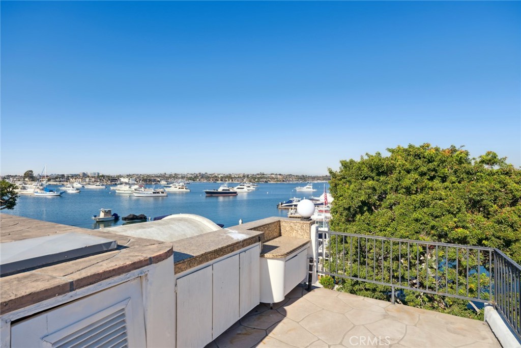 501 W Edgewater Avenue