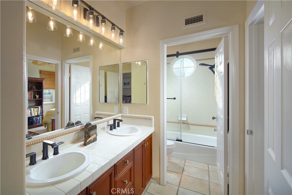 1432 Sea Ridge Drive