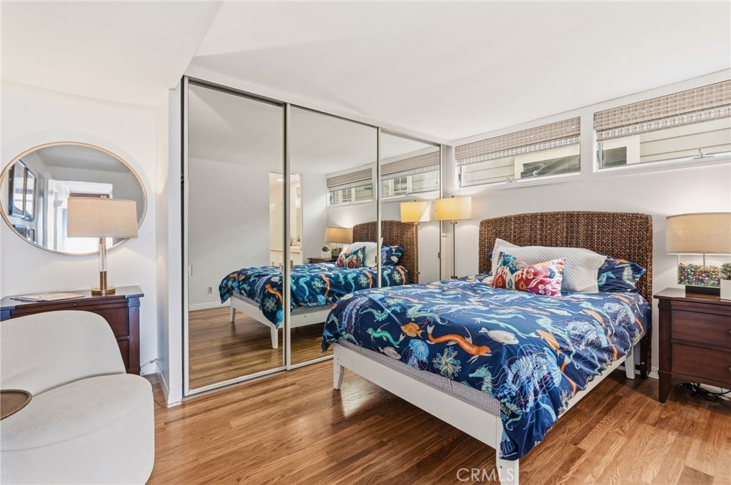 6910 W Oceanfront
