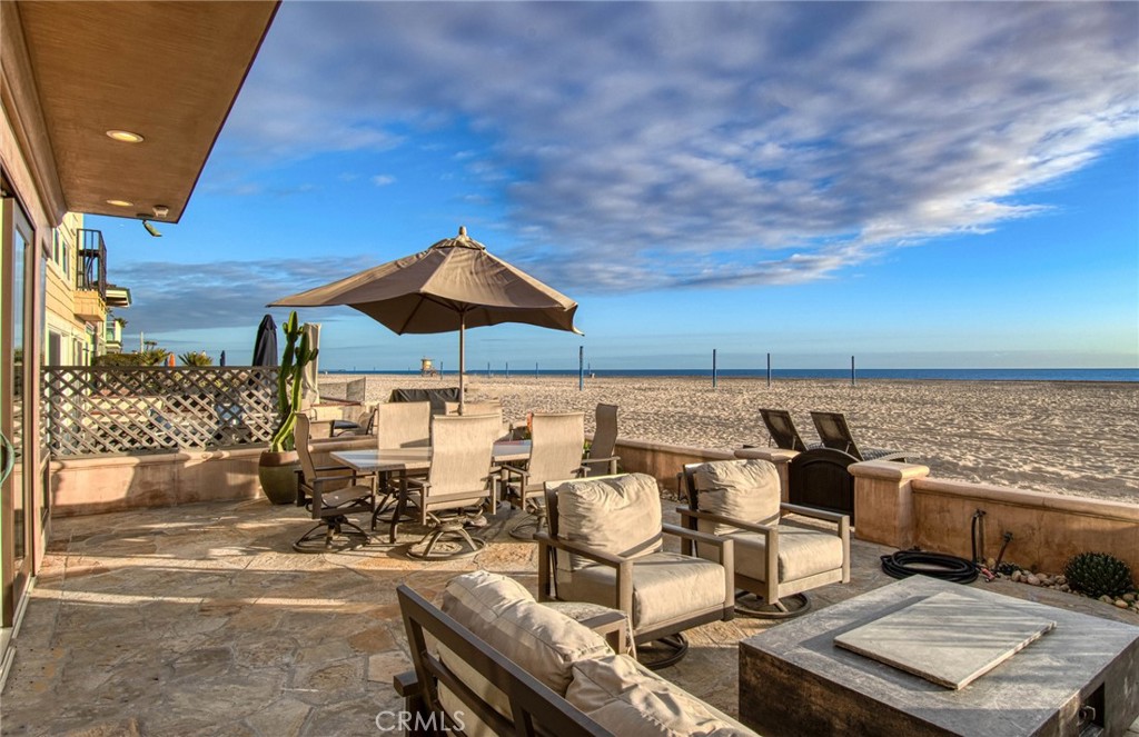 7004 W Oceanfront
