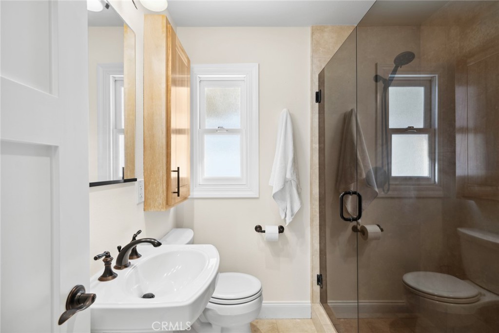 1569 E Ocean Boulevard