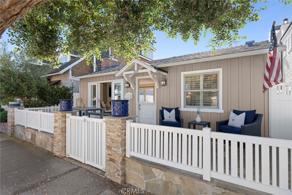 1569 E Ocean Boulevard