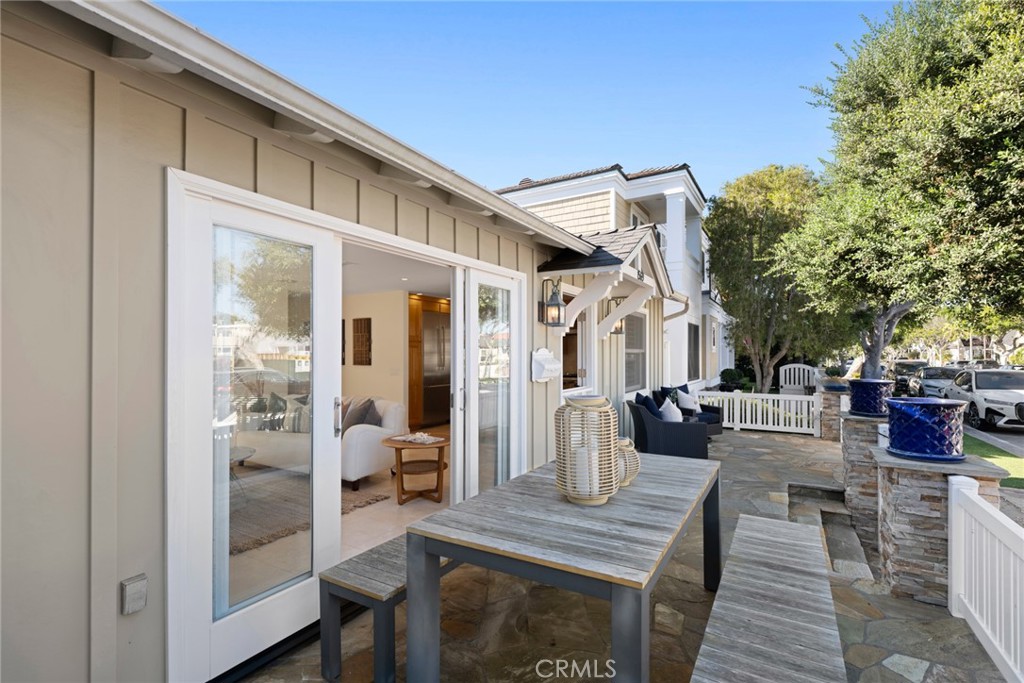 1569 E Ocean Boulevard