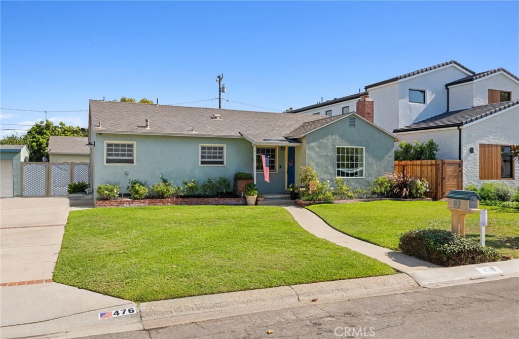 476 Costa Mesa Street
