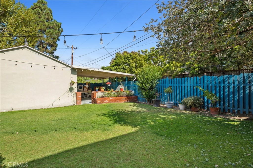 476 Costa Mesa Street