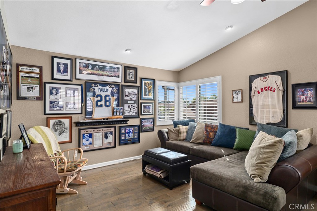 5850 Via Del Bisonte