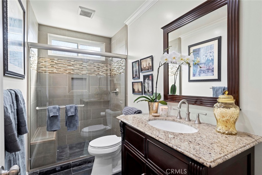 5850 Via Del Bisonte