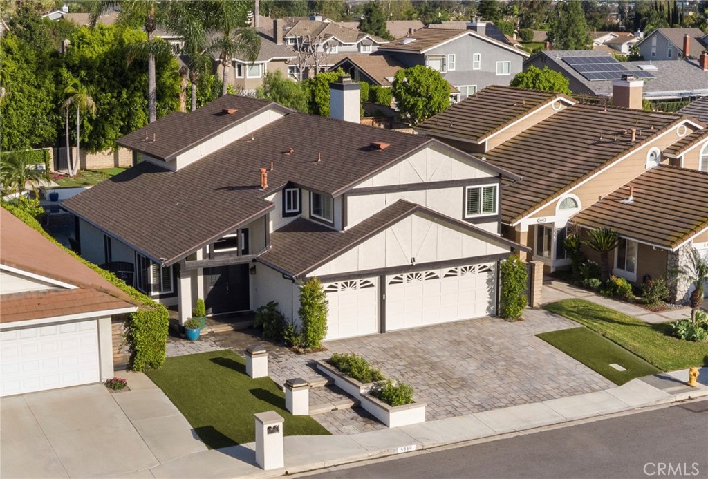 5850 Via Del Bisonte