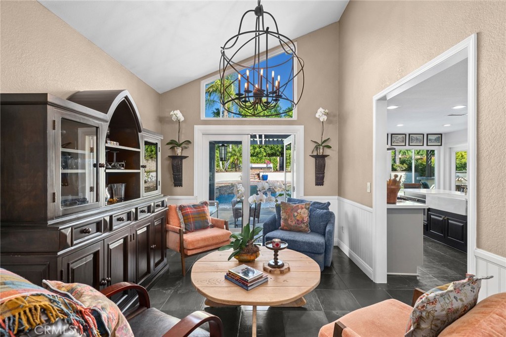 5850 Via Del Bisonte