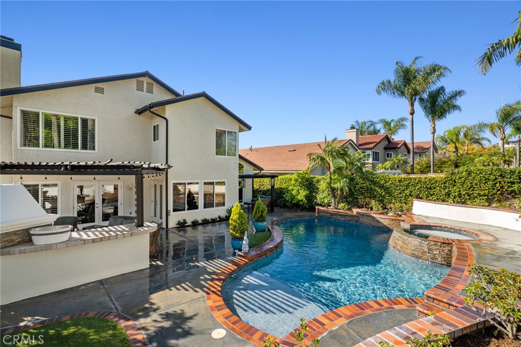 5850 Via Del Bisonte