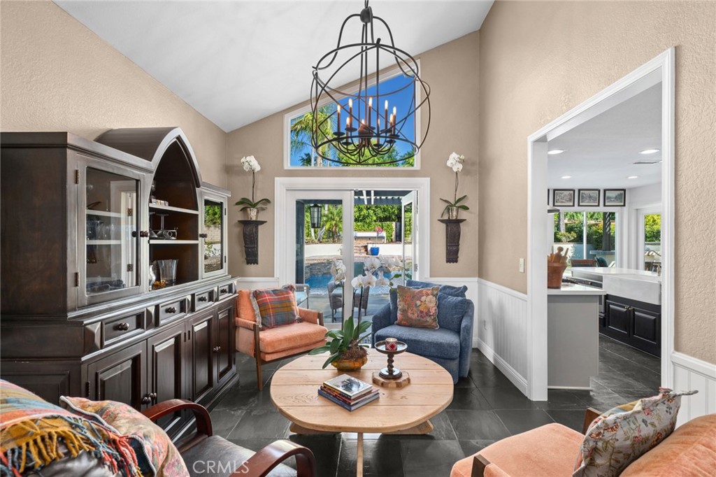 5850 Via Del Bisonte