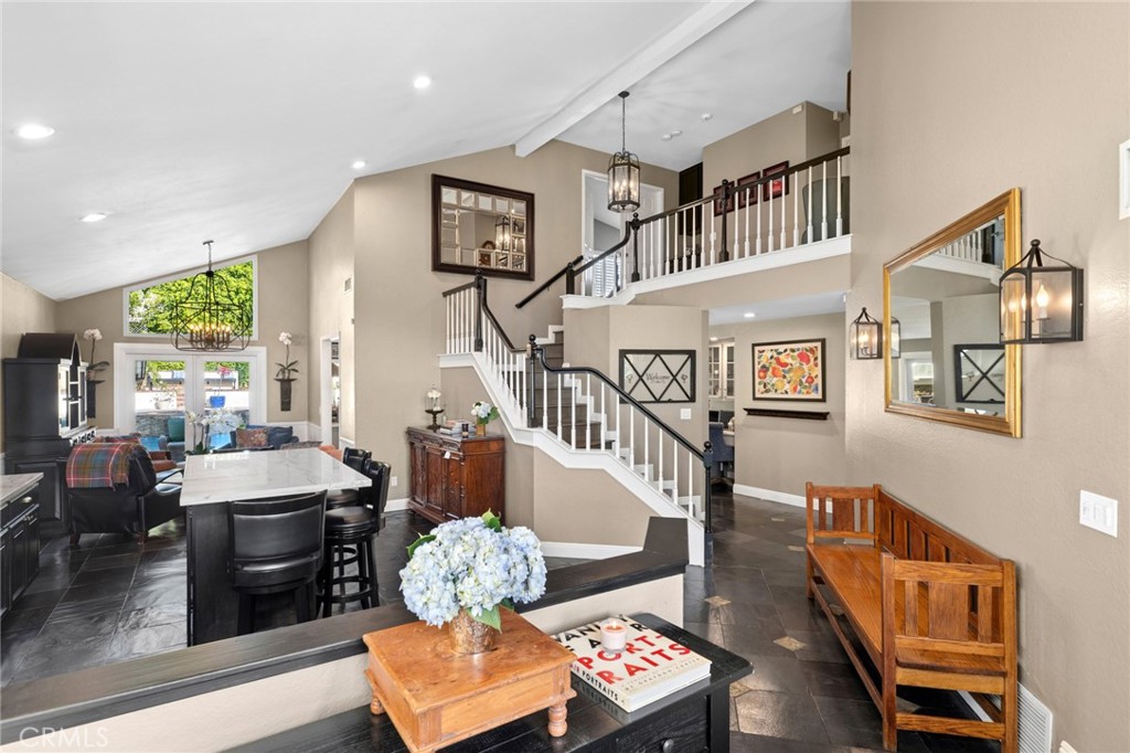 5850 Via Del Bisonte