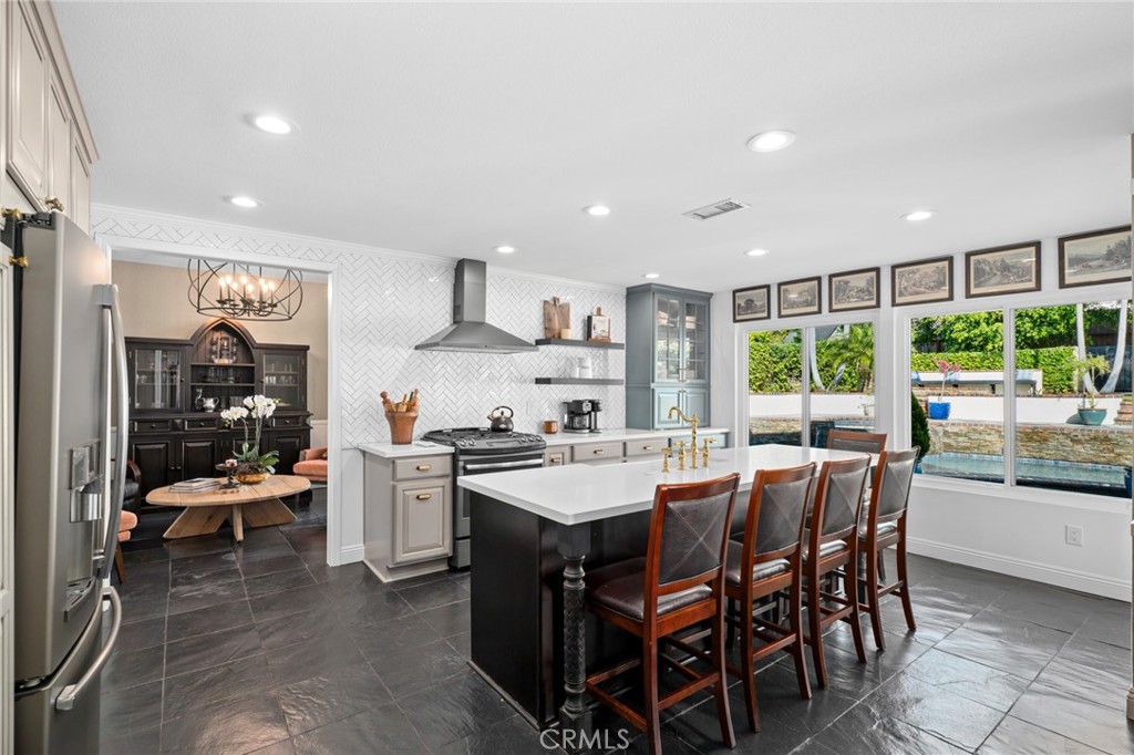 5850 Via Del Bisonte